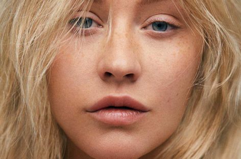Una Christina Aguilera sin maquillaje y rejuvenecida sorprendió al mundo de la farándula