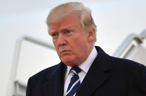 Trump discutió con el Pentágono la posibilidad de financiar el muro fronterizo