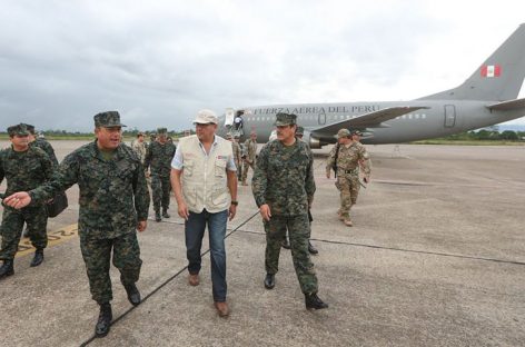 Ministro inspeccionó instalaciones militares en frontera de Perú con Colombia