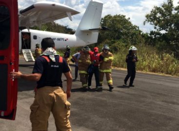 Avión que venía de Bocas del Toro aterriza de emergencia en Santiago
