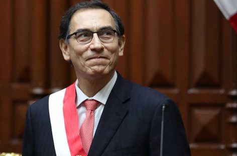 Presidente de Perú tomará juramento este lunes a su gabinete de ministros