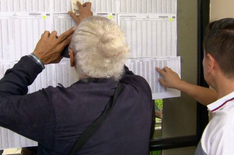 Miles de colombianos en Panamá votaron en la primera vuelta de comicios presidenciales