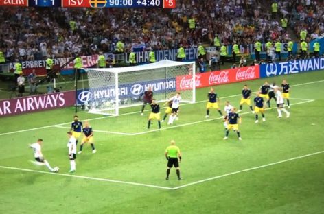 «Una obra de arte»: El gol de Kroos contra Suecia hizo delirar a las redes (+Videos y memes)