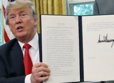 Trump firma decreto para poner fin a polémicas separaciones de familias en la frontera