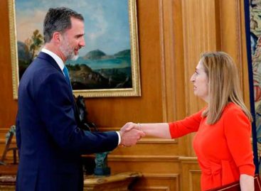 Felipe VI firma nombramiento de Sánchez como presidente del Gobierno español