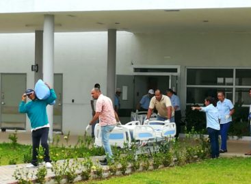 Trasladan a pacientes del Hospital Anita Moreno tras daños por sismo