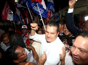 Quibián Panay se postula como precandidato del PRD a Alcaldía de Panamá