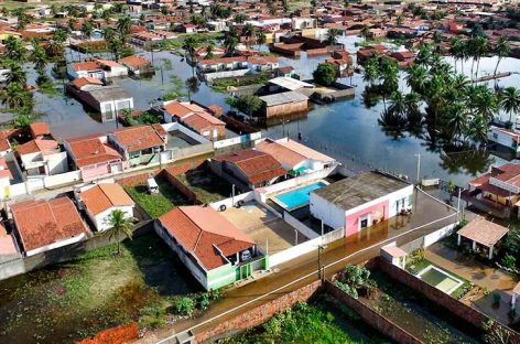 Al menos 8.000 damnificados tras torrenciales lluvias al noreste de Brasil