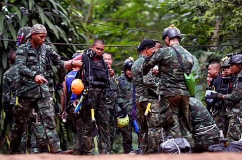 Falleció buzo rescatista de los niños en la cueva de Tailandia