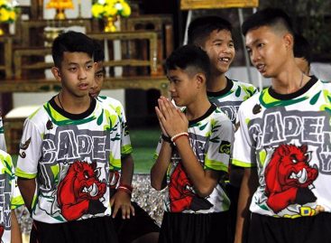 Los chicos tailandeses cavaron para buscar salir de la cueva