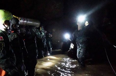 Marina tailandesa confirmó rescate de los 13 jóvenes atrapados en cueva