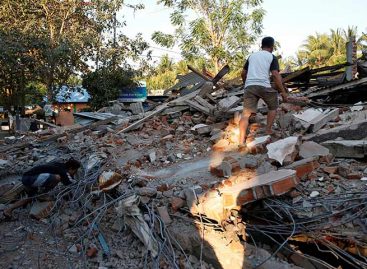 Cifra de muertos por el terremoto en Indonesia subió a 131