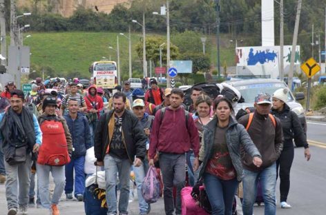 Perú espera a 20 mil venezolanos en su frontera en las próximas 48 horas
