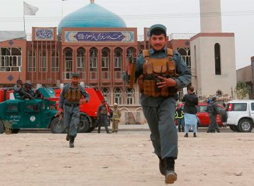 Atentado suicida en Mezquita de Afganistán dejó 25 muertos