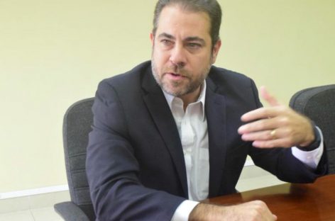 Exministro Mario Etchelecu anunció que se postulará para primarias del Panameñismo