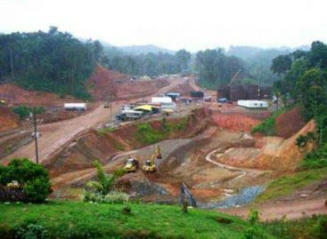52 extranjeros sin permiso legal trabajaban en proyecto minero en Colón