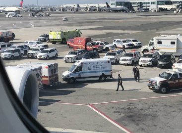Alerta bacteriológica en Nueva York: Avión de Emirates con pasajeros enfermos fue puesto en cuarentena