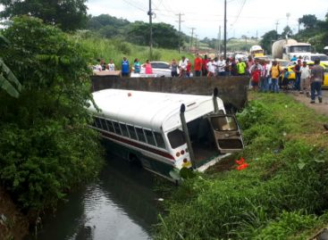 Al menos 20 heridos en accidente bus de la ruta Buena Vista-Colón