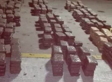 Incautaron 656 kilos de droga en playa El Coco de Capira