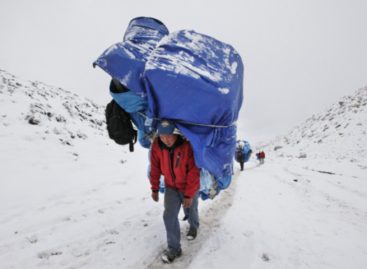 Ocho excursionistas murieron y uno continúa desaparecido en Nepal
