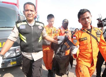 No esperan supervivientes tras accidente aéreo de Lion Air