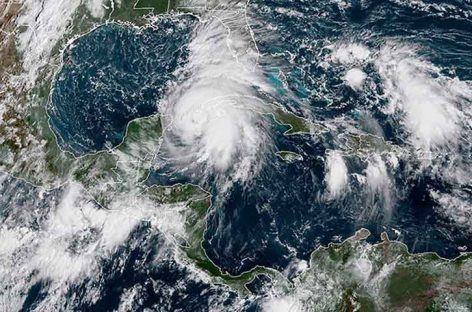 Michael se convirtió en huracán cerca de Cuba rumbo a Florida