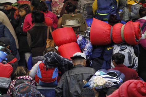 Gobierno mexicano pidió a migrantes evitar violencia en frontera con EEUU
