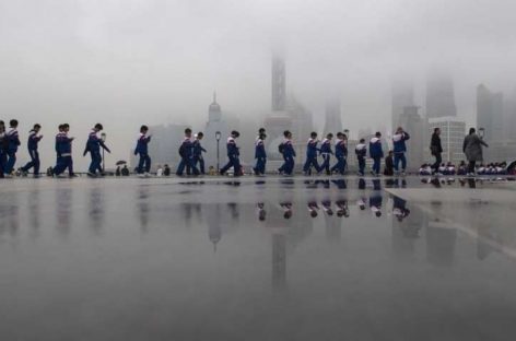 Cinco fallecidos y 18 heridos tras atropello en escuela de China