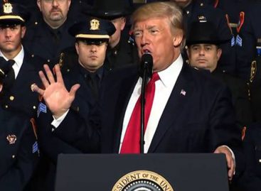 Trump destaca “gran valentía” de la Policía ante el tiroteo en California