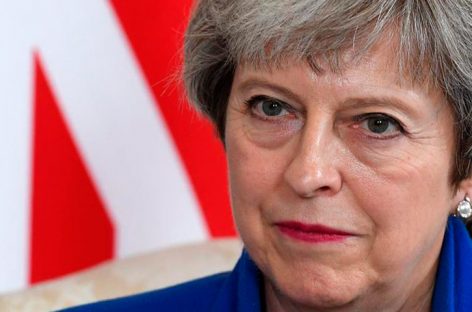 May envía a ministros para explicar el acuerdo del “brexit”