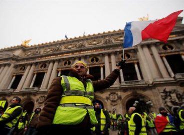 Francia condena la radicalización de algunos “chalecos amarillos”