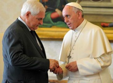 Martinelli envía mensaje al Papa Francisco tras nuevos atropellos en su contra en cárcel El Renacer