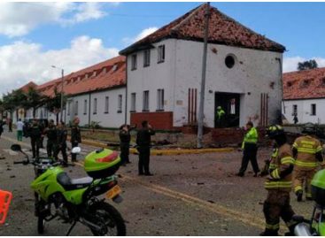 Dos estudiantes panameños resultaron heridos en atentado contra Escuela de Cadetes en Bogotá