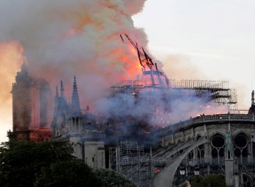 Putin ofreció ayuda de especialistas rusos para restaurar Notre Dame