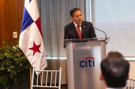 Cortizo culmina gira en EE.UU. tras exponer su plan para sacar a Panamá de lista de paraísos fiscales
