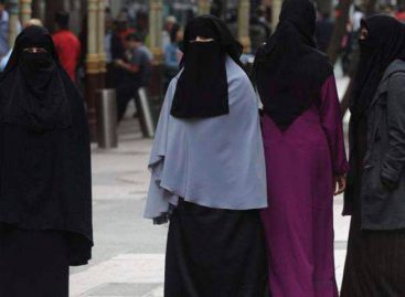 Entra en vigor la prohibición del burka en Holanda con resistencia general