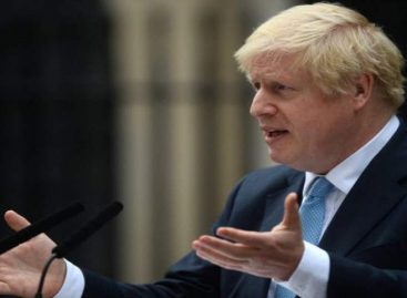 Johnson dice que se empleará «a fondo» para evitar que Escocia se independice