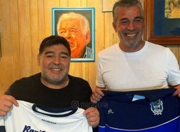 Maradona nuevo entrenador de Gimnasia y Esgrima La Plata