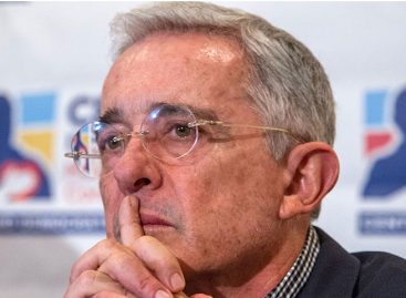 Uribe reconoció derrota de sus candidatos en elecciones