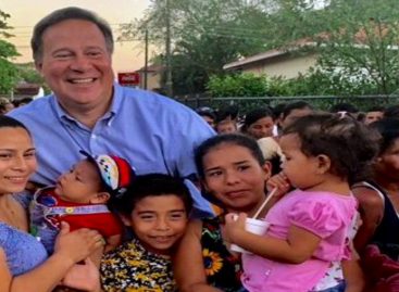 Varela reaparece con una sonrisa en Veraguas tras el escándalo de los VarelaLeaks