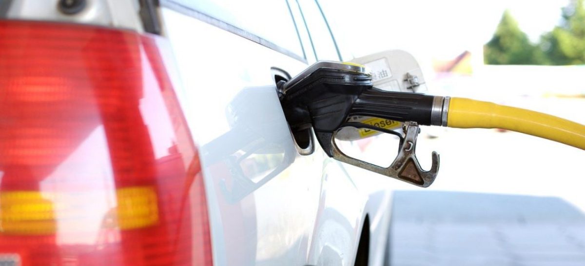 La gasolina registrará leve alza desde el viernes