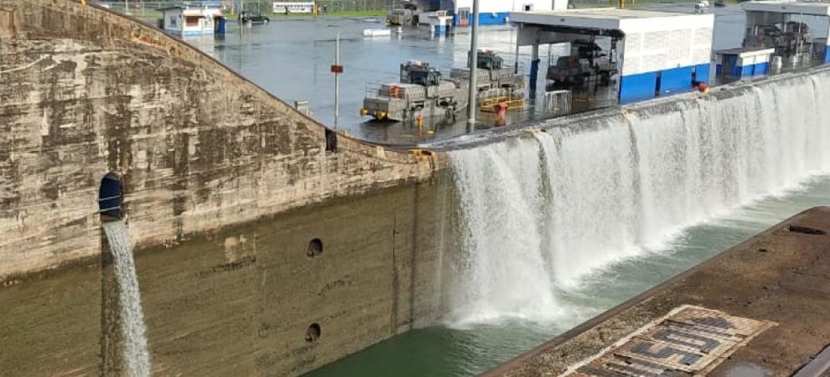 Error humano causó desbordamiento del Canal de Panamá